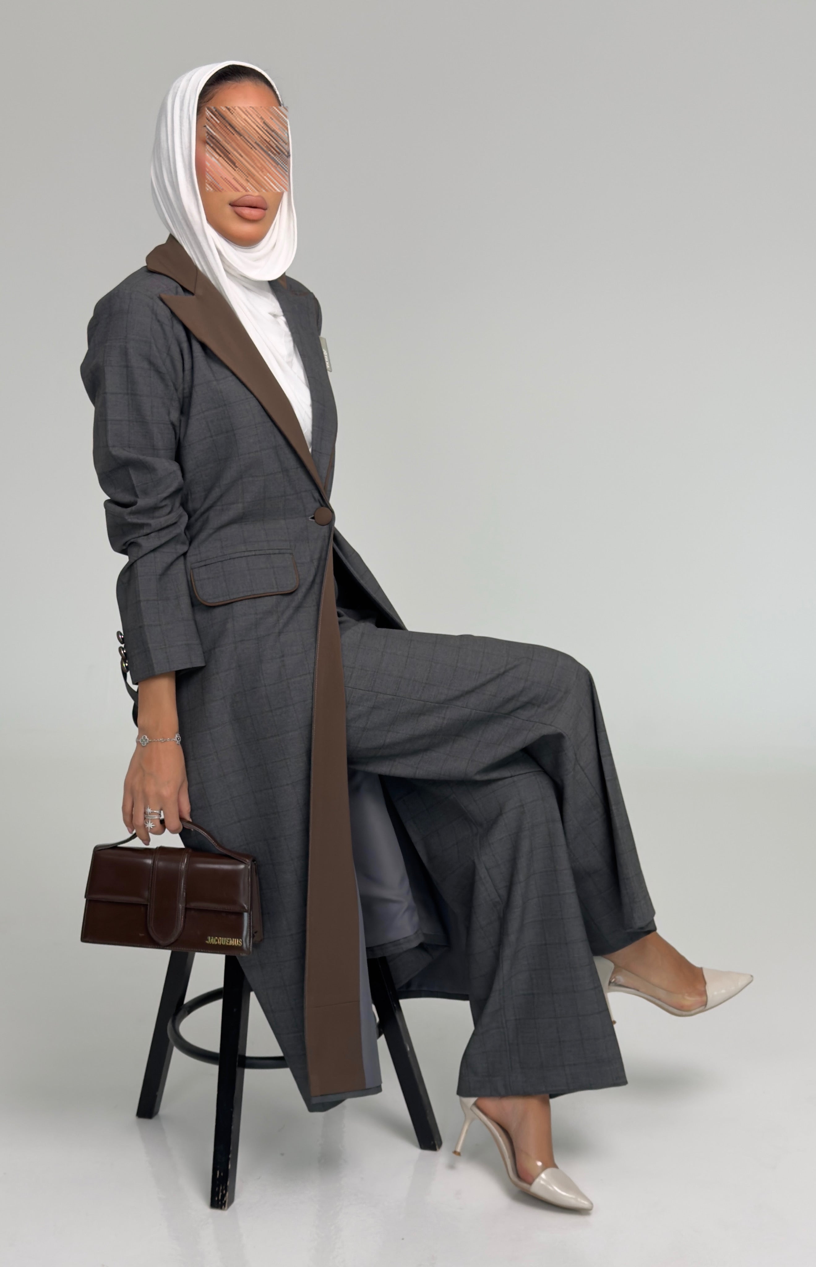 بدلة بليزر طويل وبنطلون