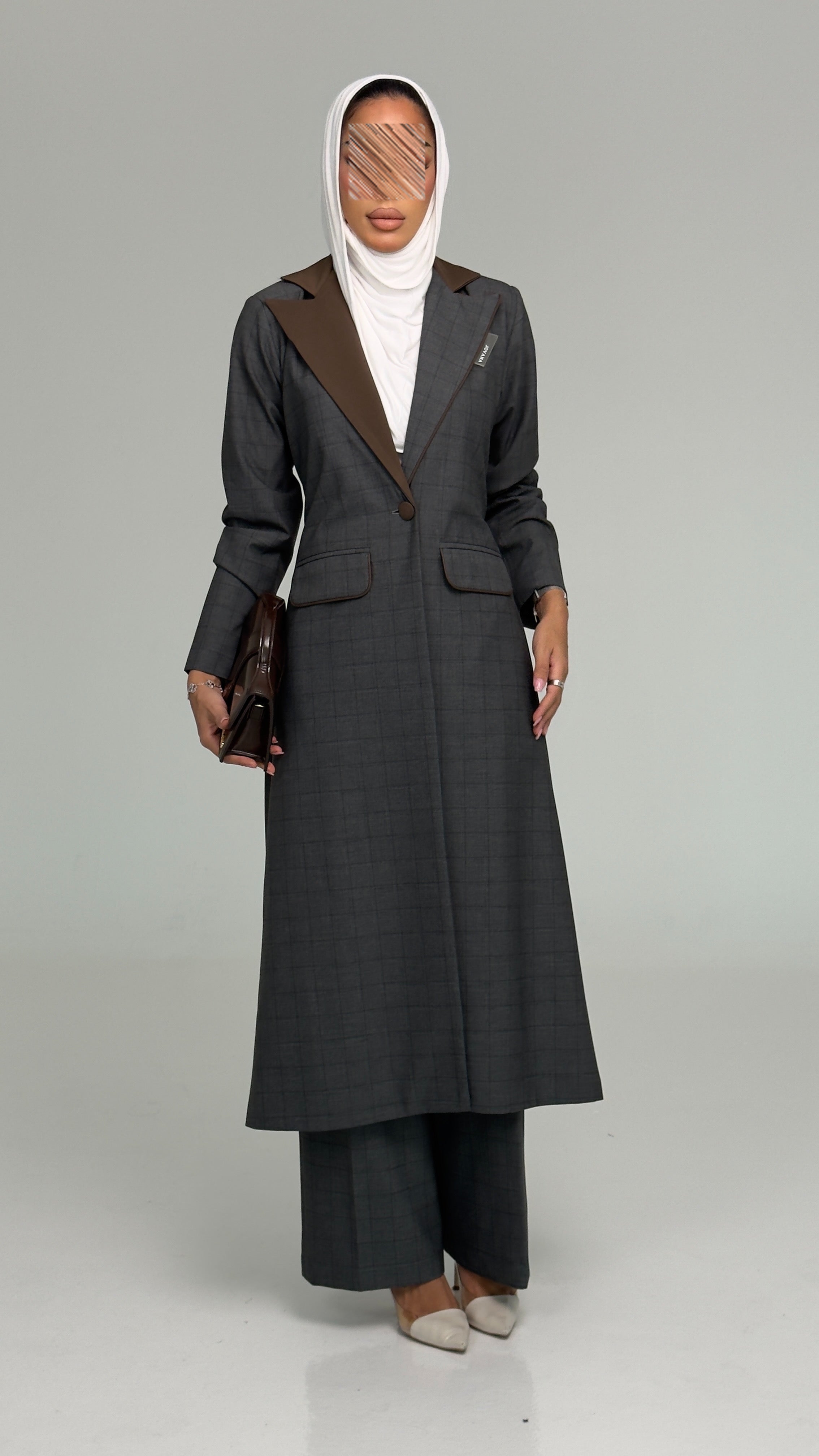 بدلة بليزر طويل وبنطلون