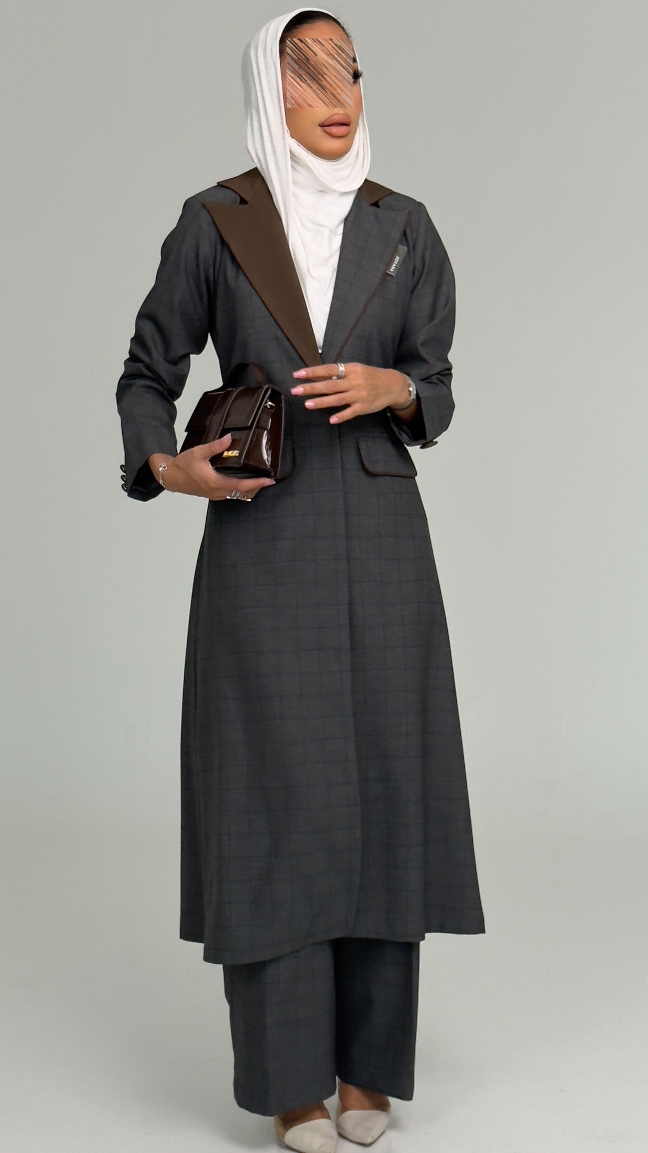 بدلة بليزر طويل وبنطلون