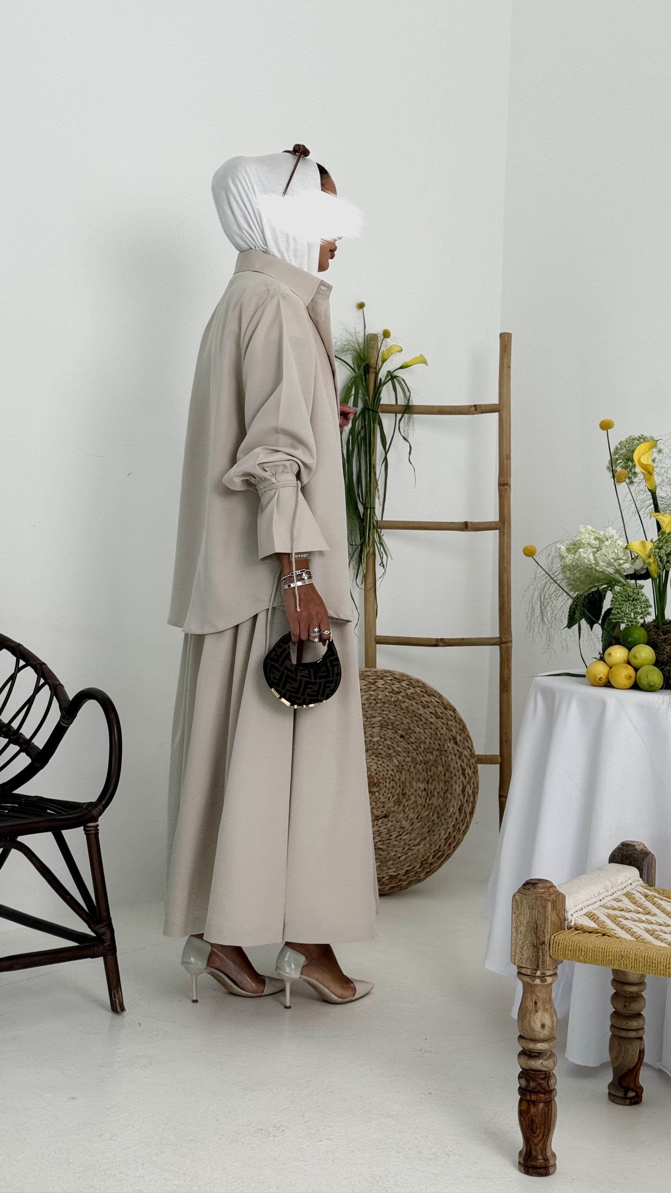 طقم صيفي بيج