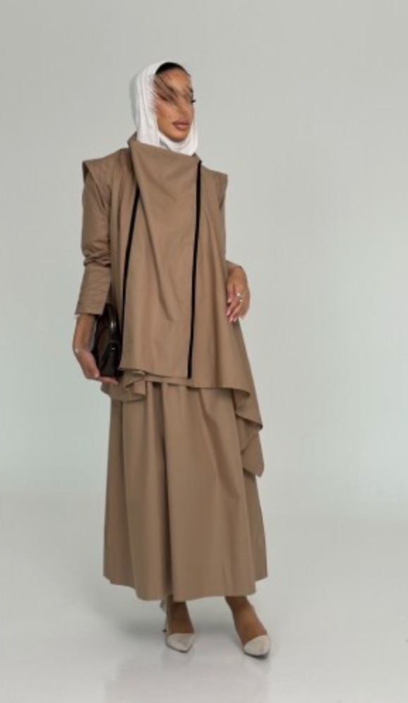 طقم فيست مع فستان بني