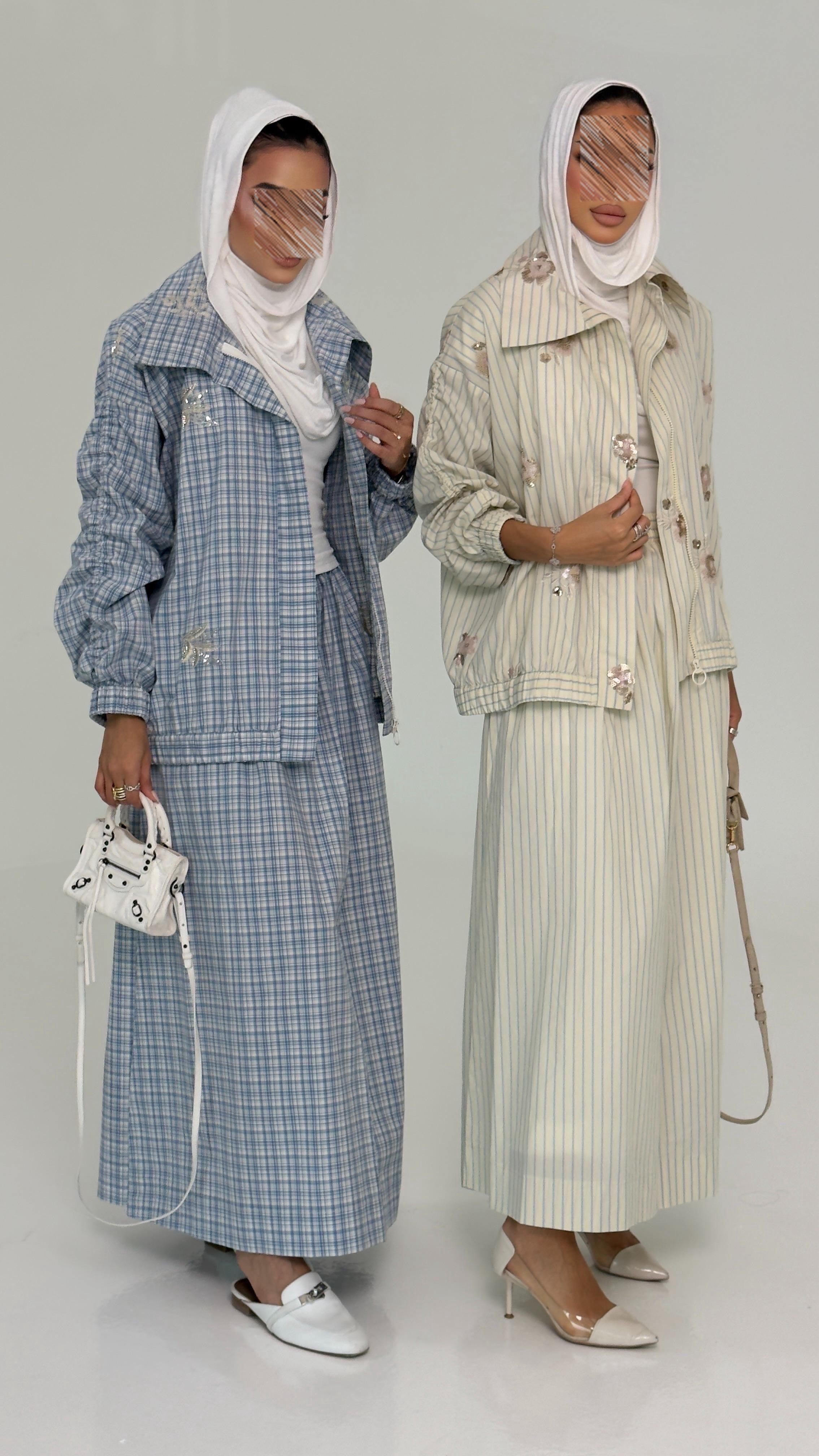 طقم كاروهات أزرق