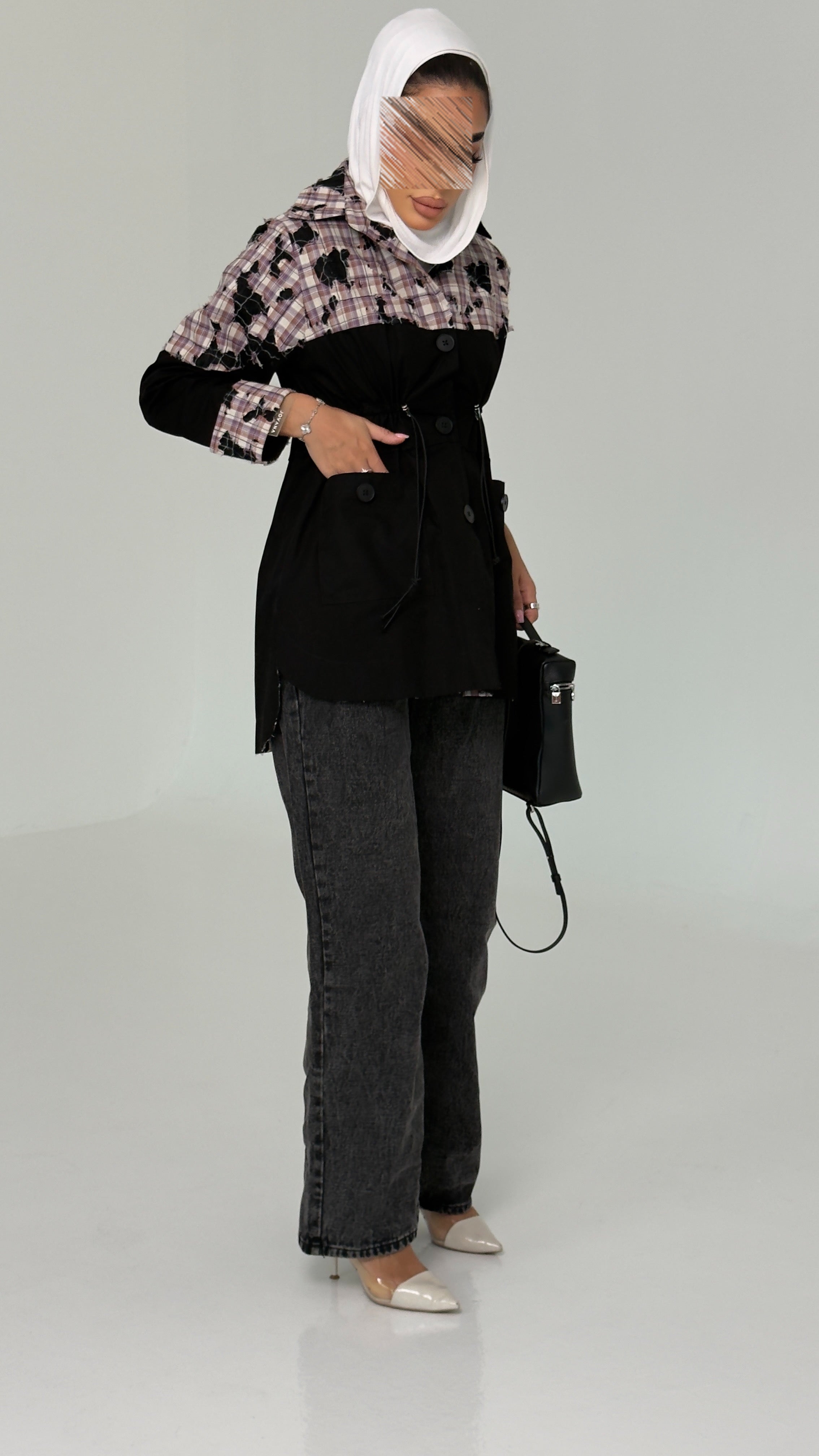 قميص كاروهات أسود