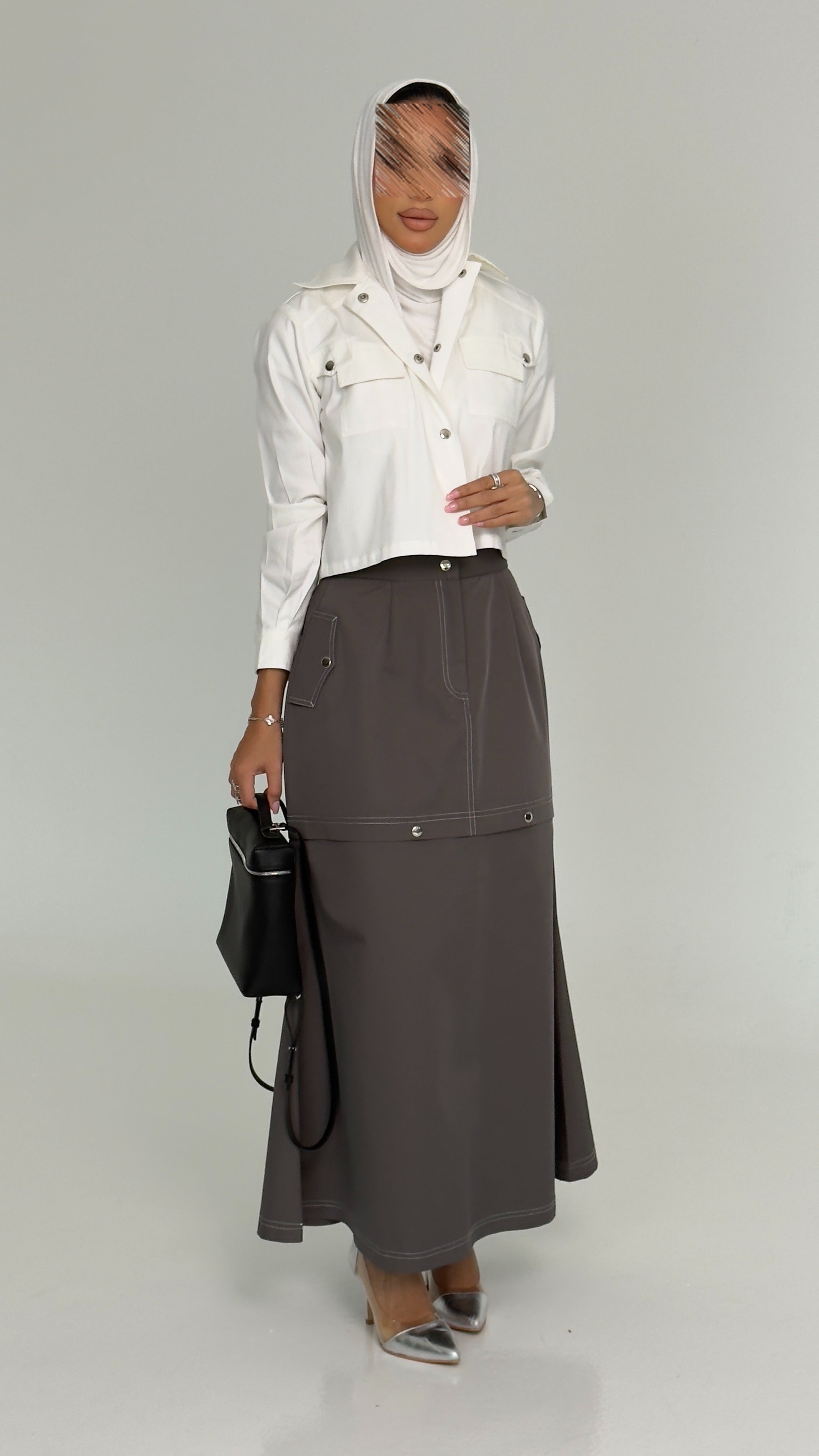 بدلة قميص وتنورة