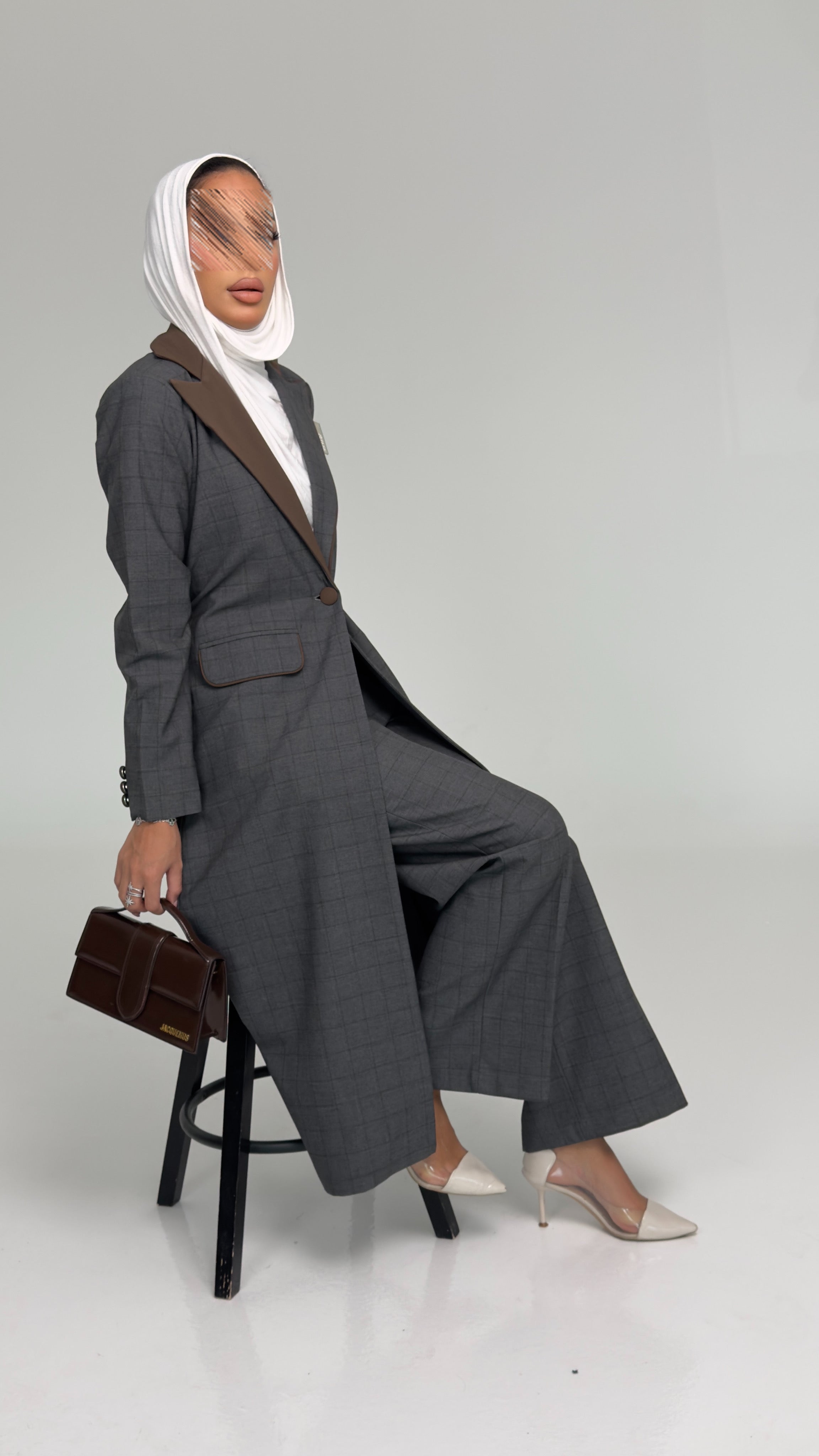 بدلة بليزر طويل وبنطلون