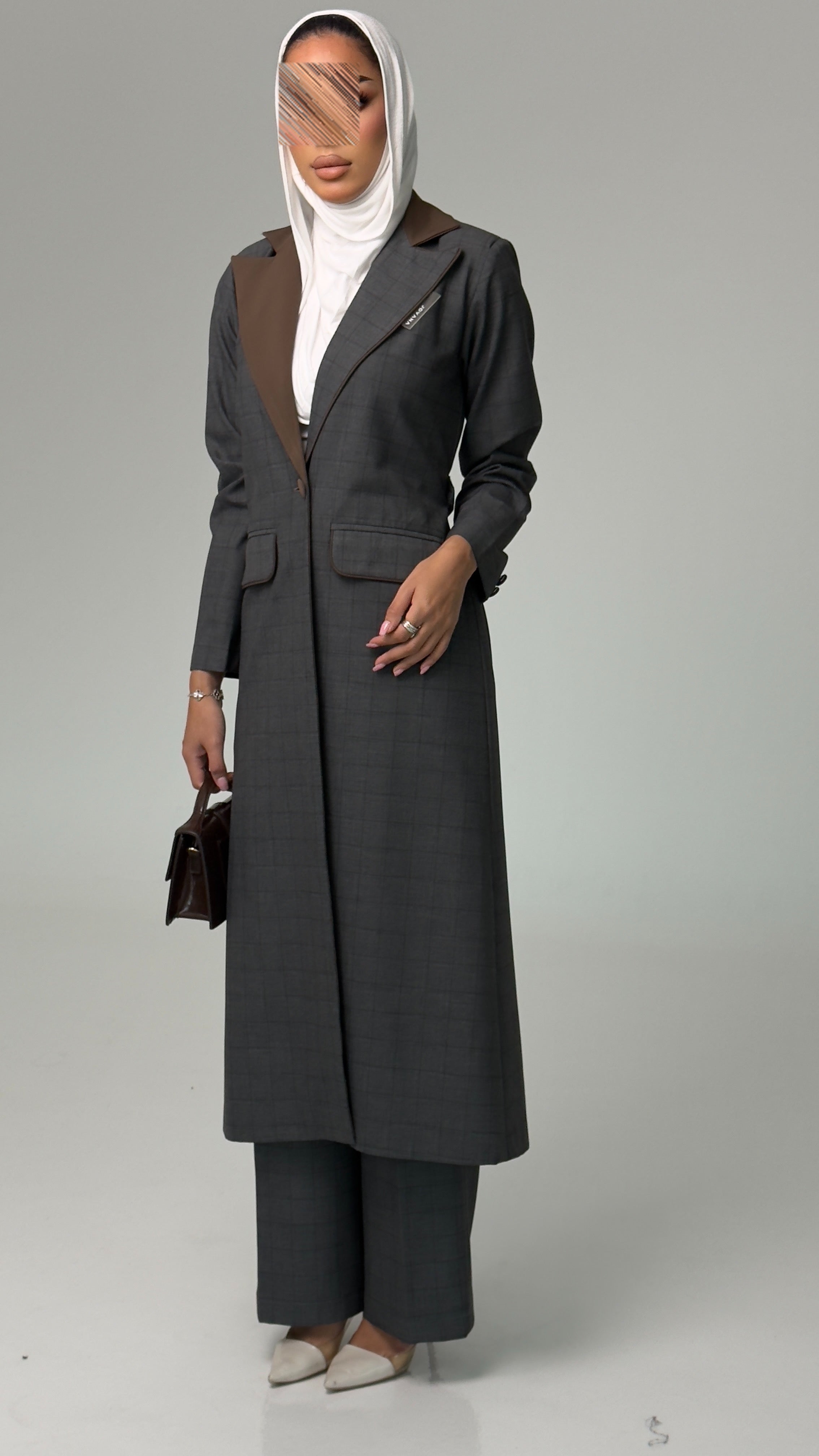 بدلة بليزر طويل وبنطلون