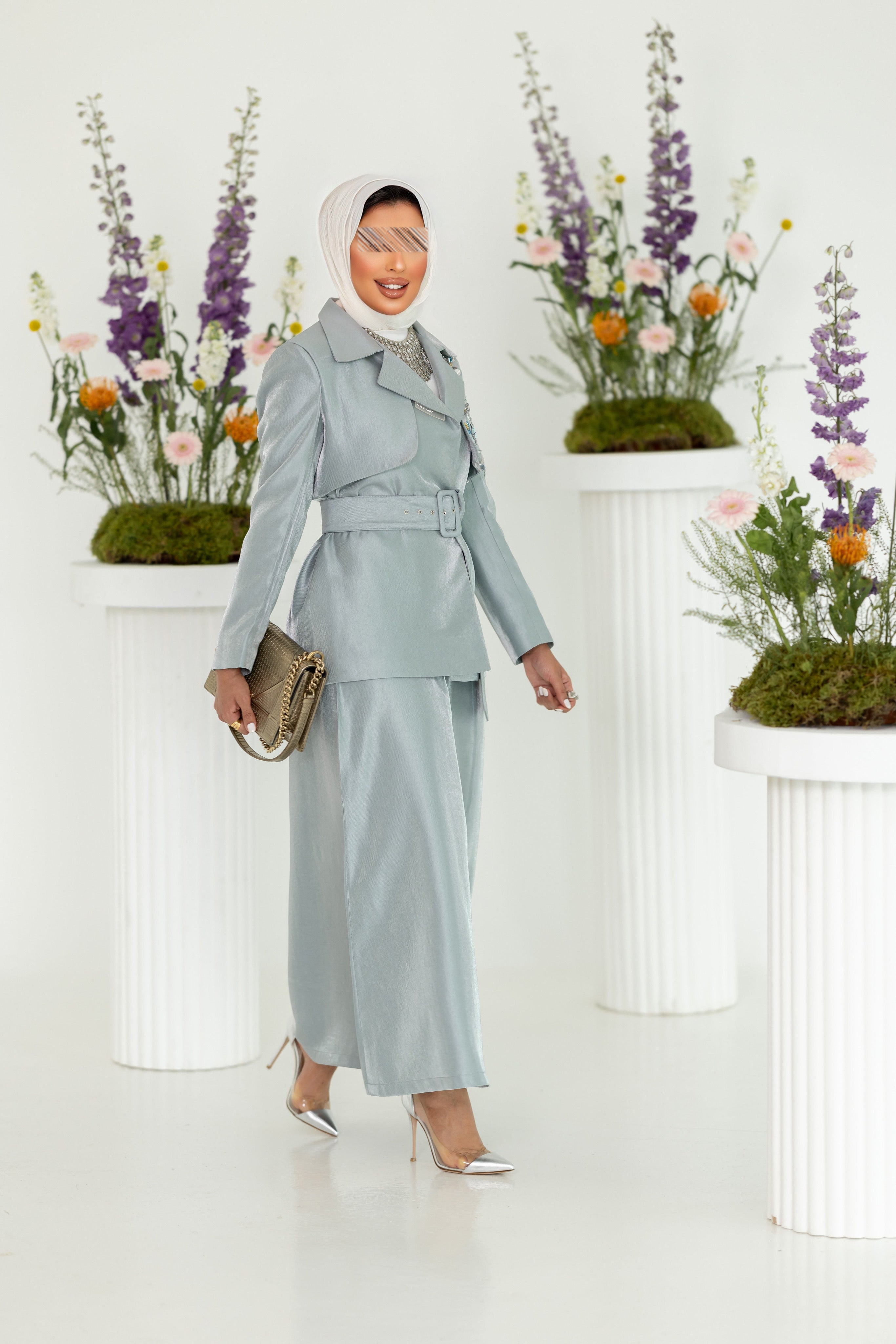 بدلة قطعتين جاكيت و تنوره