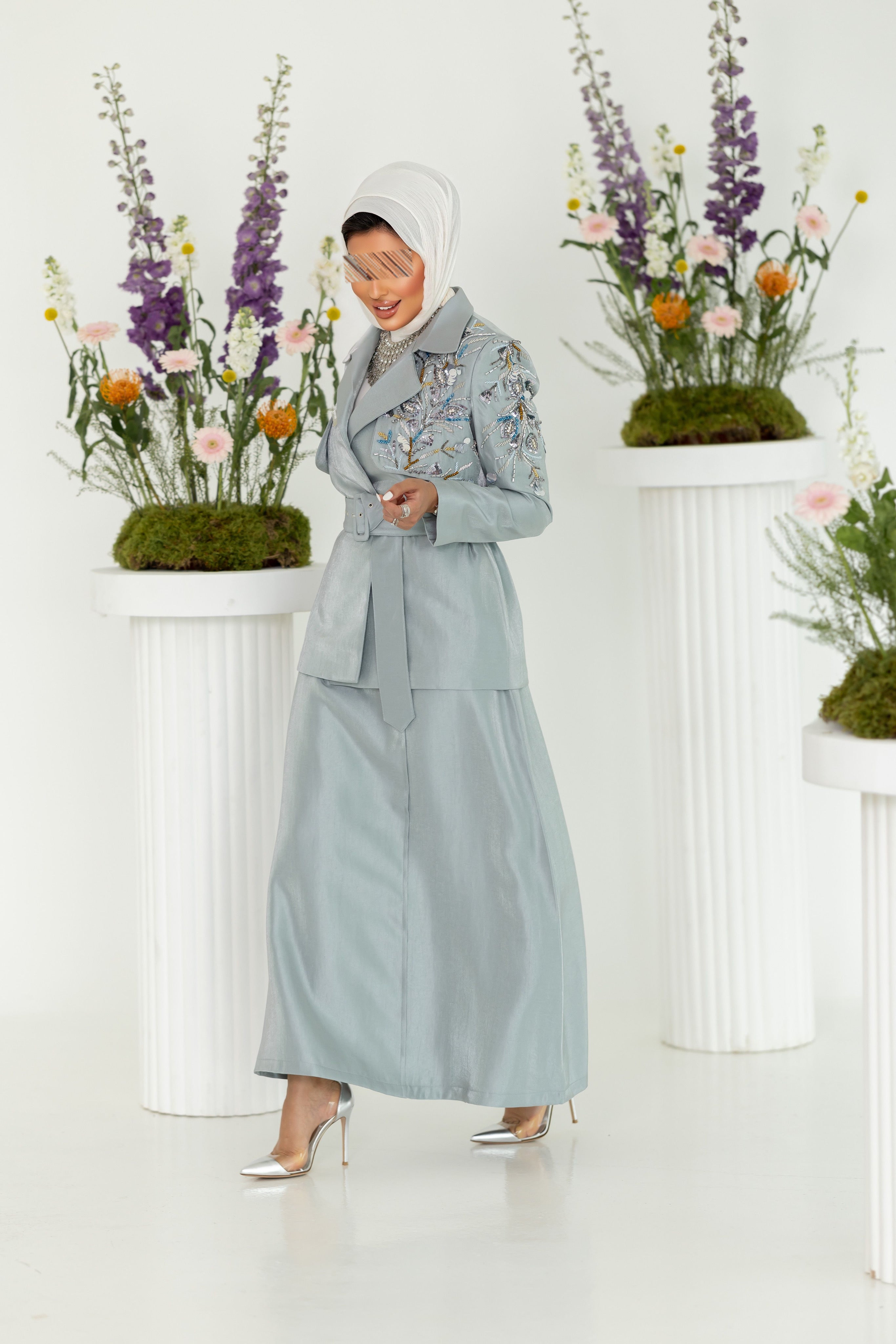 بدلة قطعتين جاكيت و تنوره