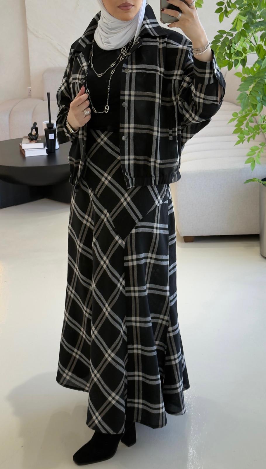 طقم مبكر اسود