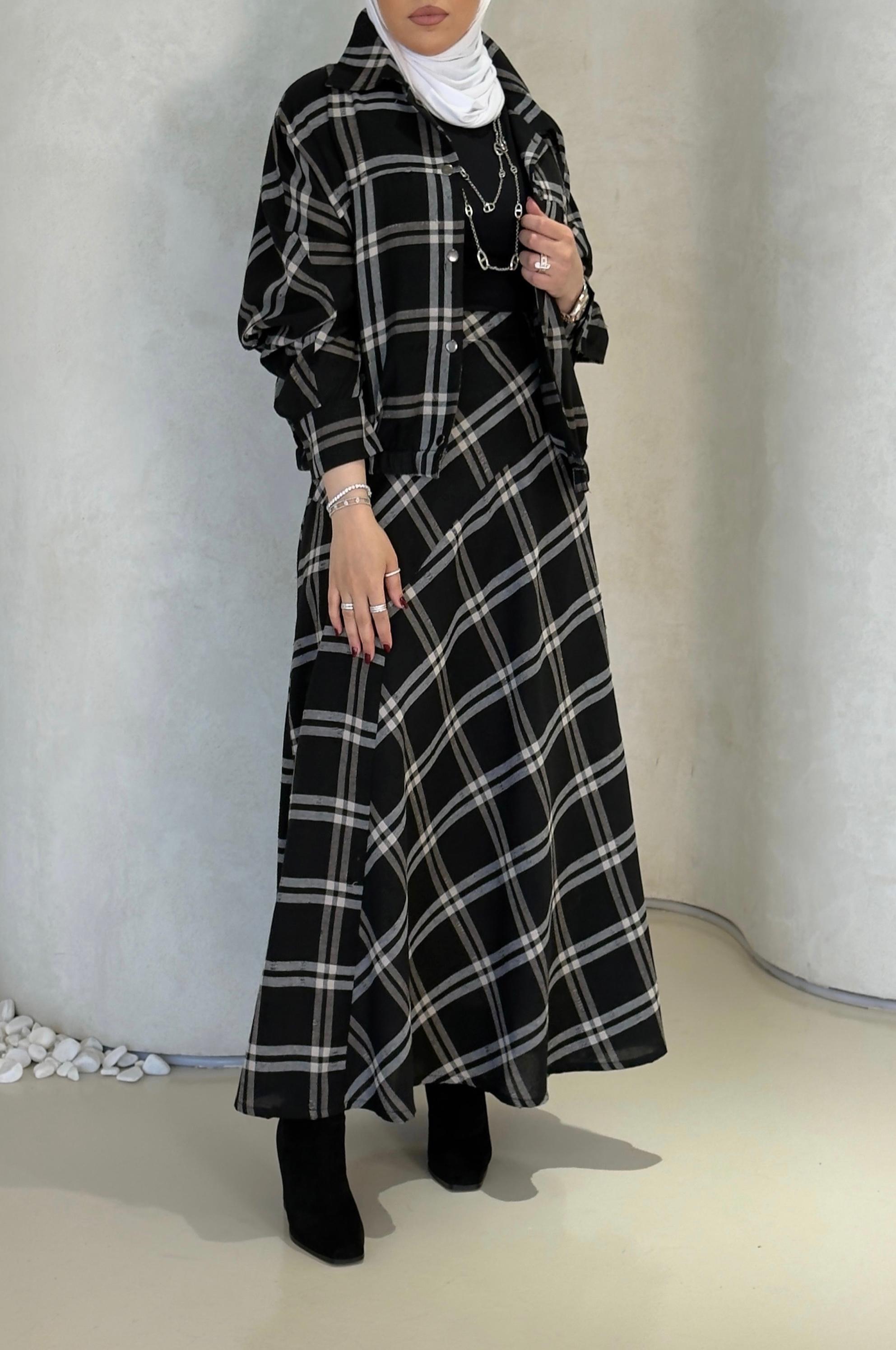 طقم مبكر اسود